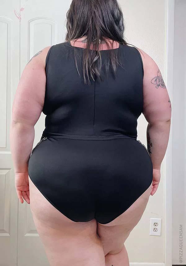 Venom Chain | ONE PIECE SWIMSUIT